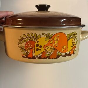 Vintage 70s Merry Mushroom Enamel Cookware